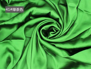 Nuovo Tessuto in Raso di Seta di Gelso 100% 16 Momme Larghezza 114cm Tinta Unita Super Liscio per Abiti da Sposa Abbigliamento e Biancheria da Letto - Product Image 5