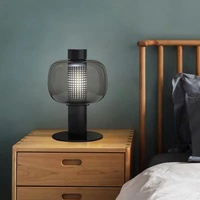 Lampe de table LED moderne en fer et verre de style nordique, alimentée par courant alternatif, pour chambre à coucher, salon, utilisation au chevet