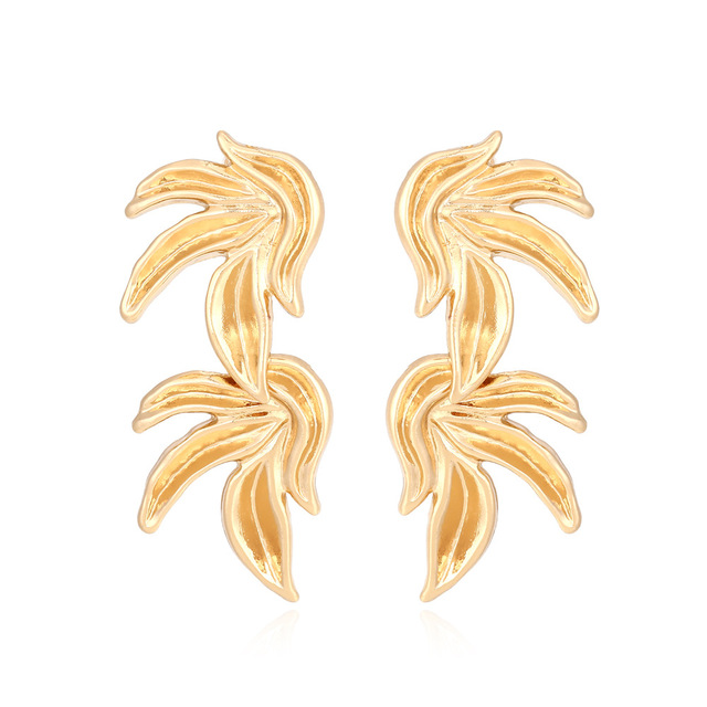 2022 New Arrival Creative Medium-length Gold Plated Earrings Vintage Temperament Leaf Earrings for Women Girls