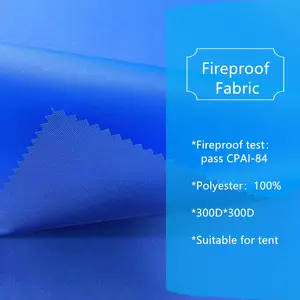 300D Водонепроницаемая уличная огнестойкая ткань для палаток с высоким уровнем солнечного света, срок службы от двух до трех лет