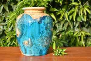 Macetas de Resina y Madera Duraderas y Elegantes para Plantas, Diseñadas para Jardinería Interior y Exterior con Fácil Plantación - Product Image 4