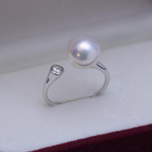 Anillo de Perlas Redondas Blancas de Agua Dulce de 9-10 mm, con Luz Intensa, Delicado, con Plata S925, Estilo Simple, Anillo de Boca al por Mayor - Product Image 4