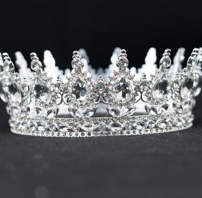 เพชรขาวเงิน 367 เม็ด