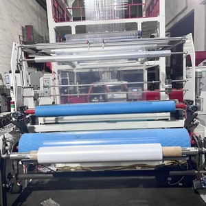 Machine à film soufflé Hongtong 1800 mm, ligne de production de plastique HDPE à co-extrusion trois couches - Product Image 1