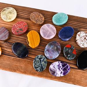 Prix usine poli guérison pierre précieuse Quartz Rose plat ovale paume soulagement du Stress rêve améthyste inquiétude pierre - Product Image 3