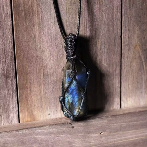 Collier pendentif pilier en labradorite naturelle double pointe polie, vente en gros, bijoux - Product Image 4