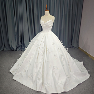Vestido de novia de lujo con cuello en V y cola larga, estilo princesa, hecho a medida, 1205 - Product Image 6