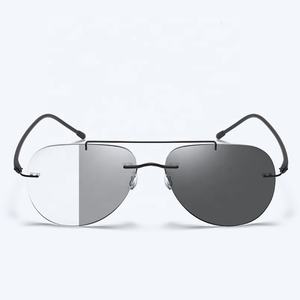 Gafas de Lectura para Hombre 2026, Delgadas, sin Montura, Fotocromáticas, Progresivas, Bifocales, Anti Luz Azul, Ovaladas, <span class=keywords><strong>2</strong></span> en 1, para Pesca y Lectura - Product Image 1