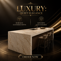 Îlot de cuisine en marbre Taj Mahal, quartzite blanc ivoire, veines dorées claires, finition cuir, bordure mitrée, design de luxe discret