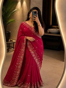 Sari Rangoli con adornos de lentejuelas y blusa con bordados elaborados, conjunto étnico de diseñador para bodas, fiestas y celebraciones. - Product Image 1
