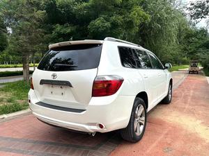 Toyota Highlander 2.7L 6AT 7 places SUV d'occasion 2012 – SUV familial spacieux, édition de luxe pour l'exportation - Product Image 6