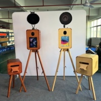 Trípode Plegable de Madera Personalizable Profesionalmente para iPad y DSLR con Pantalla Táctil para Bodas y Negocios de Alquiler de Artículos para Fiestas