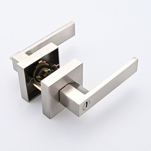 <span class=keywords><strong>Serrure</strong></span> <span class=keywords><strong>de</strong></span> <span class=keywords><strong>meuble</strong></span> à trois barres robuste, en alliage d'aluminium, <span class=keywords><strong>serrure</strong></span> mécanique, design <span class=keywords><strong>moderne</strong></span>, s'adapte à une épaisseur <span class=keywords><strong>de</strong></span> porte <span class=keywords><strong>de</strong></span> 30 à 60 cm - Product Image 3