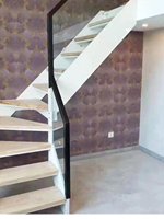 Escalier d'usine personnalisé pour intérieur, escalier de loft intégré en acier et bois, simple, à double poutre, avec marches en verre et en bois massif, pour villa