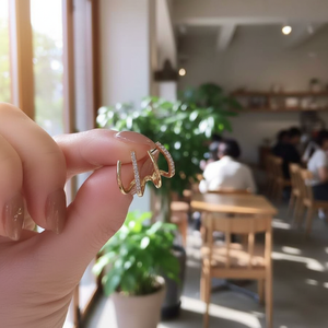 Vendita calda di tendenza stile coreano fatto a mano orecchini di cristallo di perle graziosi gioielli di moda per le donne e le ragazze all'ingrosso - Product Image 3