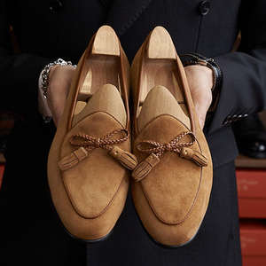 รองเท้าหนังชายสไตล์พู่ห้อย ยอดขายดีประจำฤดูใบไม้ร่วง คุณภาพเยี่ยม ผลิตจากหนังวัวแท้ เหมาะสำหรับใส่ลำลองกลางแจ้ง - Product Image 2