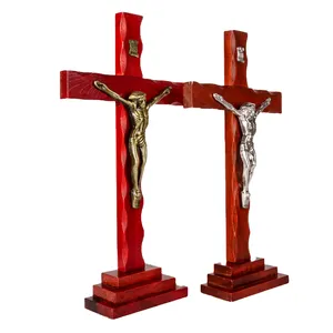 2020 New top quality Amazon hot selling solid wood red painting with gold &amp; silver plated alloy crucifix Big wooden cross