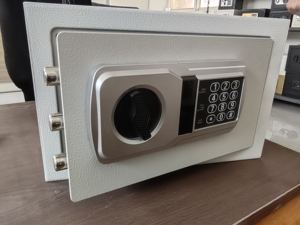 Caja Fuerte Electrónica Digital con Cerradura <span class=keywords><strong>de</strong></span> Acero con Recubrimiento <span class=keywords><strong>de</strong></span> Polvo Electrostático y Carga Tipo C para Hogar, Hotel, Oficina, Banco, Interior - Product Image 3