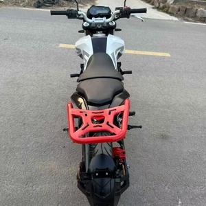 <span class=keywords><strong>Benelli</strong></span> <span class=keywords><strong>TNT</strong></span> 125 Moto Stradale - Raffreddata ad Aria, Resistente e Personalizzabile per il Tempo Libero, Velocità Massima >80km/h, Moto a Benzina - Product Image 4
