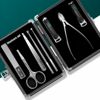 Ensemble professionnel de manucure et pédicure en acier inoxydable, kit de coupe-ongles, outil de soin des ongles pour hommes avec sac luxueux