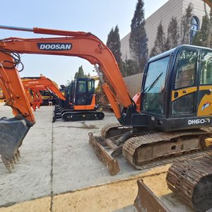 รถขุดมือสอง Doosan DH60-7 6 ตัน สภาพดี ขายดี พร้อมเครื่องยนต์ Yanmar แท้ รถขุดขนาดเล็กมือสองลดราคา - Product Image 3