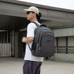 Mochila negra multifuncional de gran capacidad personalizada al por mayor, nuevo diseño, poliéster, nailon, cremallera impermeable para ordenador portátil de negocios - Product Image 4