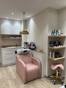 Chaises de salon roses, meubles de salon, chaise de coiffure, chaise de coiffeur pour <span class=keywords><strong>femme</strong></span>, <span class=keywords><strong>coupe</strong></span> de <span class=keywords><strong>cheveux</strong></span> - Product Image 5
