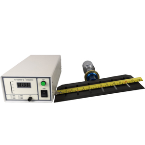 Taglierina ultrasonica industriale per la lavorazione di prodotti alimentari da forno e latticini - Product Image 1