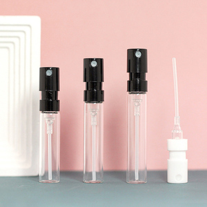 Mini Botellas de Perfume Vacías de Lujo al por Mayor, Marca <span class=keywords><strong>FRH</strong></span>, 1.5ml-2.5ml, de Vidrio Transparente con Pulverizador, para Cuidado de la Piel, Crema para Ojos, Reed - Product Image 3