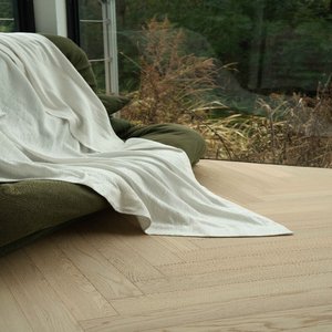 Plancher stratifié en noyer multi-couches, personnalisable, à <span class=keywords><strong>suspension</strong></span>, finition brossée, design moderne, respectueux de l'environnement - Product Image 6
