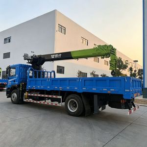 Grue à flèche rigide Dongfeng 4x2 de 8 tonnes montée sur camion, chargeur hydraulique 8t - Product Image 4