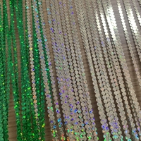 3mm 4mm 5mm Forme ronde Taille personnalisée des paillettes à chaud pour la machine à paillettes pour la décoration de chaussures de vêtements