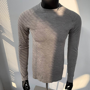 T-shirts ajustés personnalisables 4 directions 180 g/m² sans couture 240-260 g/m² MOQ pour hommes jeunes, respirants, haute performance, pour la gym, vêtements masculins - Product Image 2