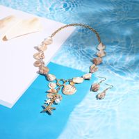 Ensemble de bijoux pour femme, collier pendentif ovale vintage en acier inoxydable plaqué or, résistant à l'eau, tendance et romantique, pour un usage quotidien