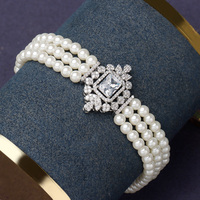 Magnifique collier ras du cou à 5 couches en fausses perles avec pendentif planète, bracelet et ensemble de bijoux 4 pièces en zircon et cuivre pour femme, idéal pour mariage