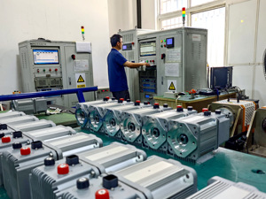 Keya IP67 <span class=keywords><strong>DC24V</strong></span> 3500kw mô-men xoắn cao trạm bơm thủy lực động cơ servo với trình điều khiển và bộ mã hóa - Product Image 5