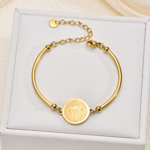 Nuovo Design Bracciale da Donna in Acciaio Inossidabile Placcato Oro 18k Lucido con Totem Religioso della Vergine Maria, Braccialetto Cristiano - Product Image 4