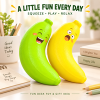 Jouets en PU souple en forme de banane mignons en gros, jouets anti-stress à presser avec des visages amusants