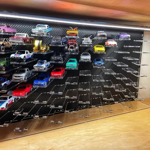 Modello di auto giocattolo con vetrina trasparente montato a parete, - Product Image 1