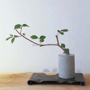 Commercio all'ingrosso di alta qualità vasi in calcestruzzo durevole moderno minimalista <span class=keywords><strong>grigio</strong></span> bianco per le piante adatte per la decorazione interna del balcone - Product Image 1