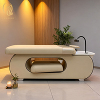 Lit de shampooing à vapeur ergonomique moderne en cuir synthétique avec moteurs électriques, espace de rangement, équipement de spa capillaire, ensemble de tabourets rembourrés