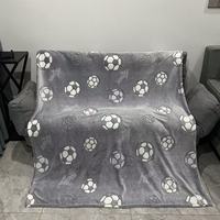 Plaid en flanelle moderne à motifs de dessins animés, luminescent dans le noir, écologique, doux et moelleux, utilisable toute l'année pour les enfants, les adolescents, la décoration de la chambre