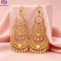 Anting-anting liontin berlapis emas 24K dengan desain hati, berumbai, berlapis-lapis, panjang, besar, bergaya Dubai untuk pengantin wanita.