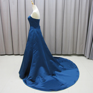 Robe de bal longue bleue en satin à épaules dénudées, coupe trapèze, robe de soirée formelle longue Mz0042 - Product Image 3