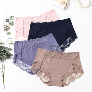 Venta al por mayor caliente Mid-Rise Ice Silk Lady's Bragas Encaje <span class=keywords><strong>Tanga</strong></span> sin costuras Pretty Girl's Bragas Nuevo diseño de encaje Ropa interior de mujer - Product Image 5