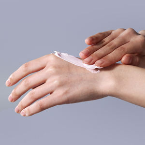 Masque Traitant Apaisant et Réparateur 500ml en Gros – Formule aux Extraits Végétaux – Apaise les Irritations, Stimule le Collagène pour Peaux Sensibles - Product Image 3