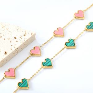 Wholesale Customizable 18 k Gold Plated Stainless Steel Shell Fashion Colorful <b>Love</b> Heart Bracelet Women Jewelry Charm Bracelet - Product Image 6