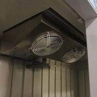 Vitrine réfrigérée verticale à 1 porte vitrée, congélateur commercial à refroidissement par ventilateur, directement du fabricant