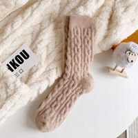 Frauen Herbst Winter Haarige Nerz Samt Socken Verdicken Twist Gestrickt Warmer Schlaf boden Flauschige Socke