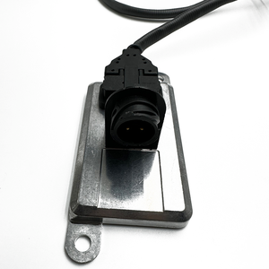 Cho <span class=keywords><strong>Scania</strong></span> euro5 xe tải 2296799 5wk96612f 2020691 1872080 <span class=keywords><strong>2247379</strong></span> <span class=keywords><strong>5wk96612d</strong></span> Chất lượng cao chip thăm dò Nitơ oxy <span class=keywords><strong>nox</strong></span> cảm biến - Product Image 5